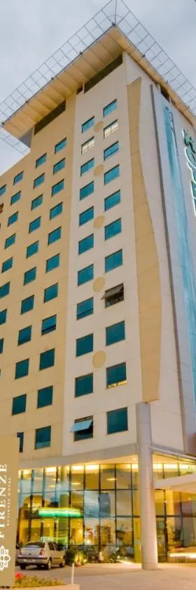 Firenze Business Hotel，位于帕罗卡的酒店