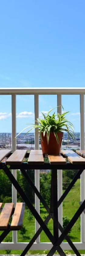 Studio Belle vue Bordeaux - Parking privé - Netflix - Tram A，位于瑟农的酒店