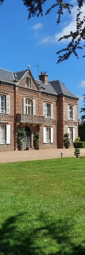 Manoir des Tuileries du Buisson，位于阿夫尔和伊通韦尔讷伊的酒店