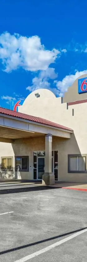 Motel 6-Benson, AZ，位于本森的酒店
