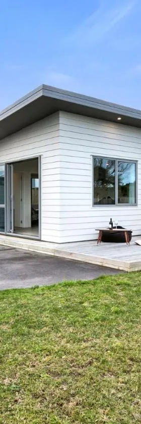 Karitane Beach Retreat - Karitane Holiday Home，位于Karitane的酒店