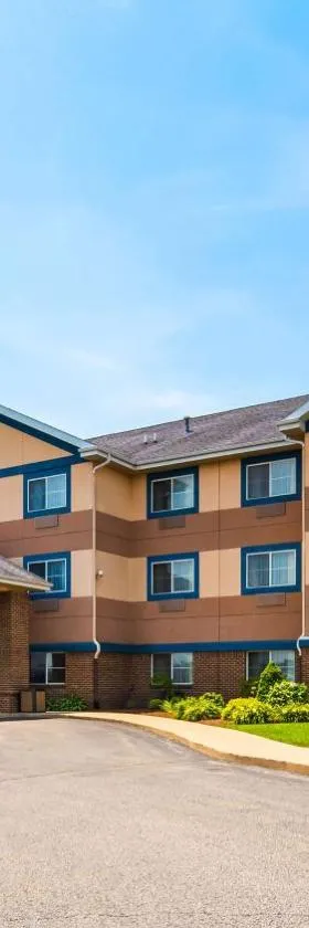 Best Western Plus Brandywine Inn & Suites，位于蒙蒂塞洛的酒店