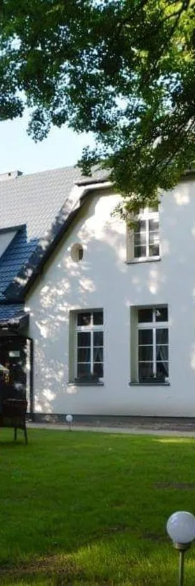 Gospodarstwo Agroturystyczne Dworek Andrzejówka，位于Gardzień的酒店