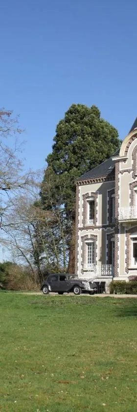 拉佛里庄园旅馆，位于Trie-Château的酒店