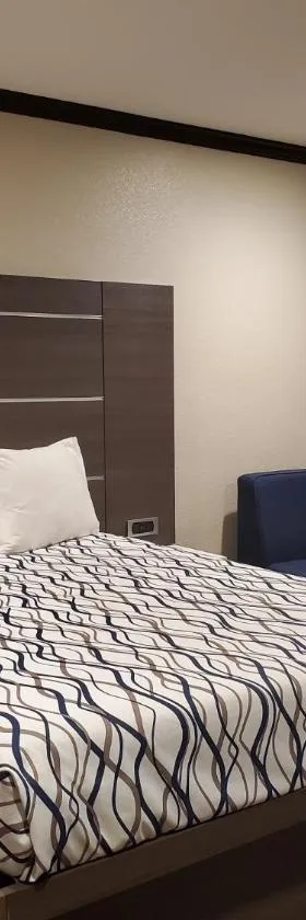 橡树园汽车旅馆，位于蒙罗维亚的酒店