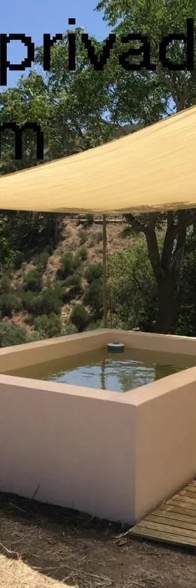 Casa del Ingeniero , alberca 4 Hab 8 Pers 3 Chimeneas con horno，位于Puerto de la Laja的酒店