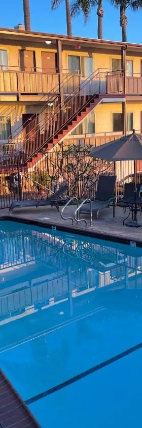Seahorse Inn Manhattan Beach - LAX，位于曼哈顿海滩的酒店