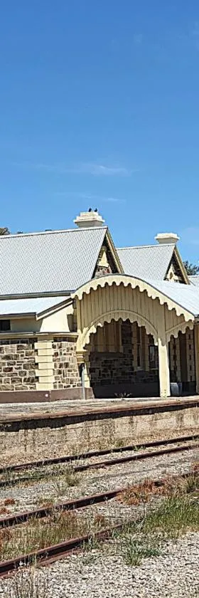 Burra Railway Station BnB，位于Burra的酒店