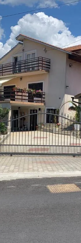 Lovre，位于维斯科沃的酒店