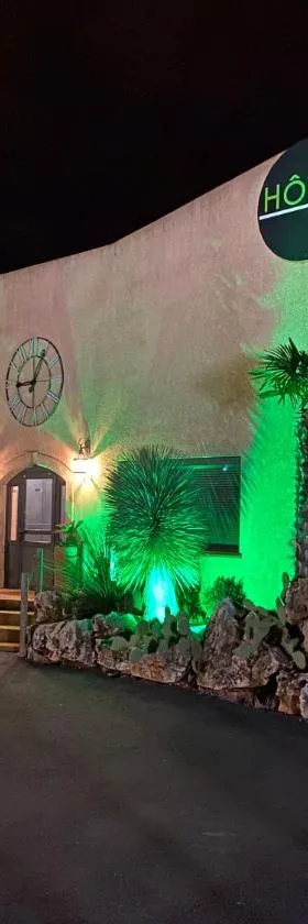 HOTEL NATURE LE LOFT，位于皮耶尔拉特的酒店