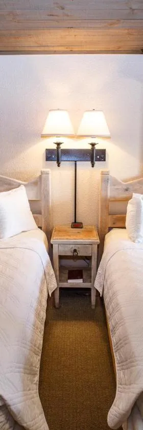 Chama Trails Motel，位于Chama的酒店