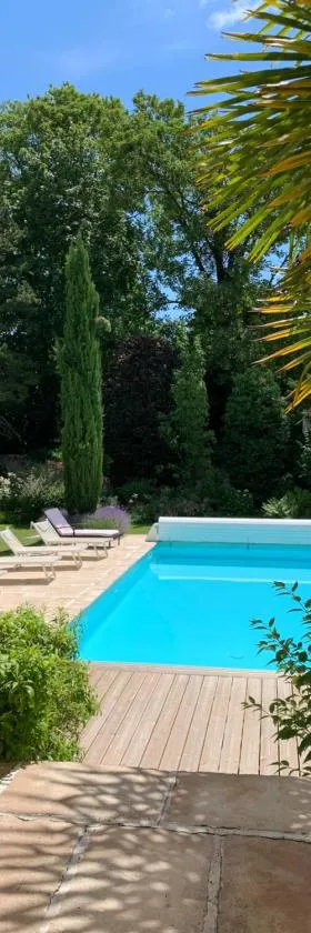 Maison d'Hôtes Joussaume Latour，位于蒂耶里堡的酒店