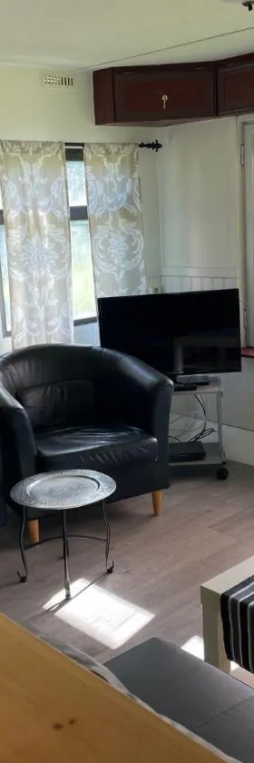 Paradiset Östra Öland，位于Nedra Sandby的酒店