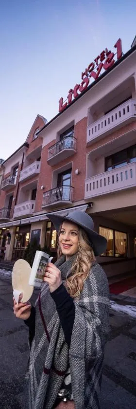 Hotel Litovel，位于鲁哈科维斯的酒店
