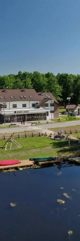 Otočki Virovi，位于Otok的酒店