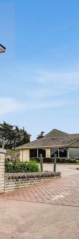Comfort Inn The Lakes，位于芒特甘比尔的酒店