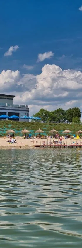 Jeleń Resort&Spa，位于Jeleń的酒店