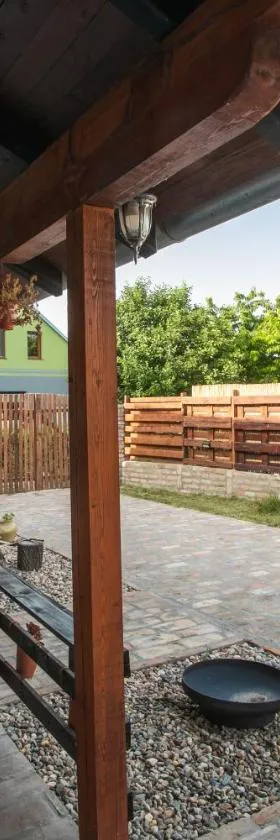 Seosko Domaćinstvo Pustolov，位于Stari Banovci的酒店
