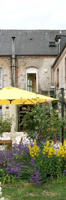 Au Chapitre，位于Rozoy-sur-Serre的酒店