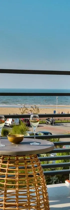 Hôtel & Spa FACE À LA MER，位于梅尔维尔弗朗瑟维尔普拉格的酒店