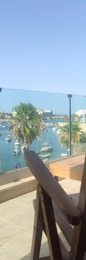 Aquamarine Sea Front Apartments - Third Floor，位于马尔萨斯卡拉的酒店