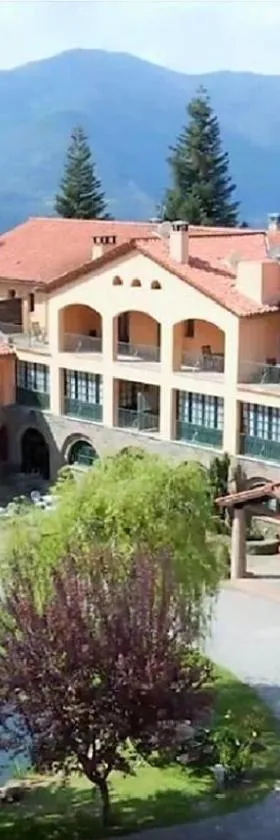 Hotel Sant Bernat，位于蒙塞尼的酒店