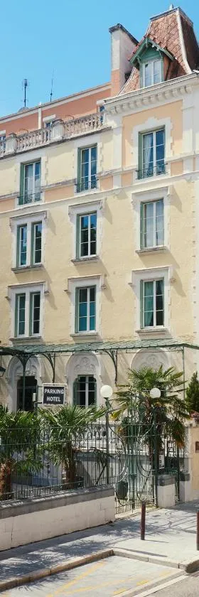Hôtel Bristol Pau，位于波城的酒店