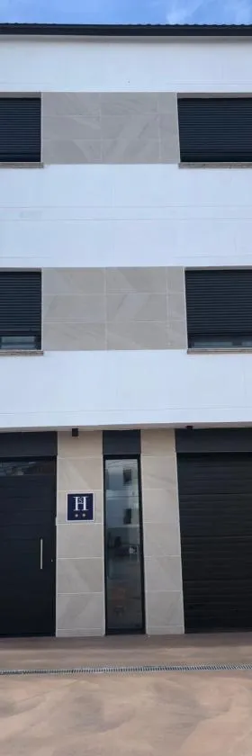 Hostal León，位于Torreorgaz的酒店
