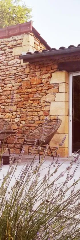 Ô Rêve de Gabriel，位于Saint-Amand-de-Coly的酒店