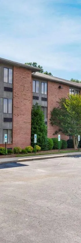 Comfort Inn & Suites Lenoir Hwy 321 Northern Foothills，位于勒诺的酒店