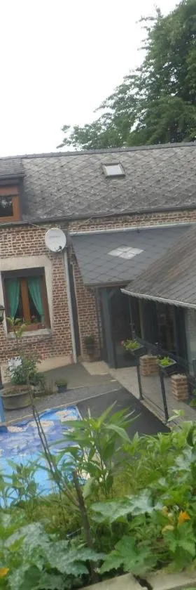 siros，位于Iron的酒店