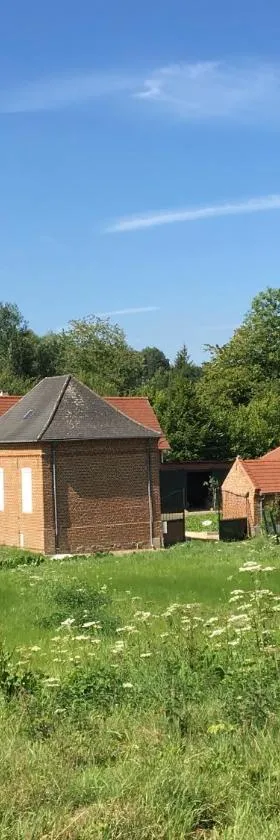 Le Moulin Sainte Marie, chambres d'hôtes et Gîte，位于Estrée-Wamin的酒店