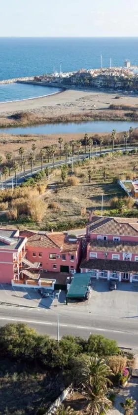 Hotel Las Camelias，位于索托格兰德的酒店