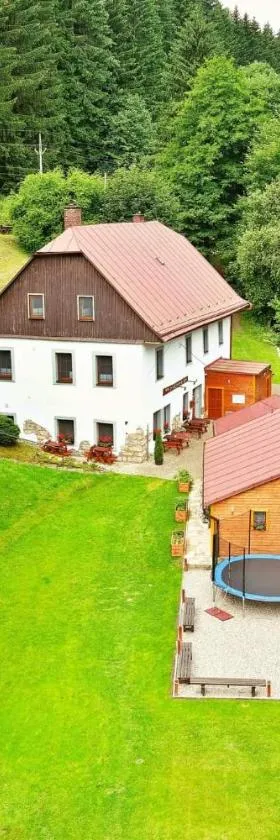 Penzion Čtyřlístek，位于梅图耶河畔特普利采的酒店