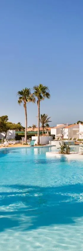 Sagitario Menorca Mar Adults only，位于卡兰博希的酒店