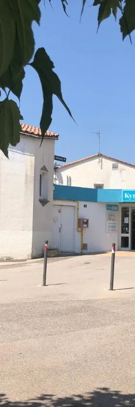 Kyriad Direct Perpignan Nord - Aéroport，位于里沃萨尔特的酒店