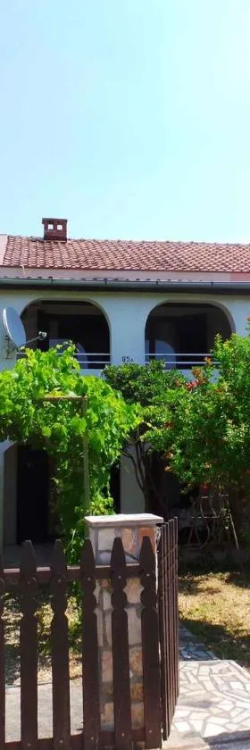 Apartment in Valbandon - Istrien 8608，位于Valbandon的酒店