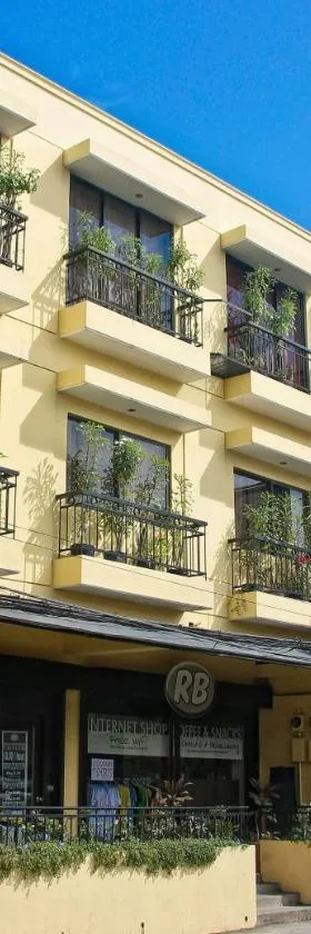 RB Bed and Breakfast，位于卡利博的酒店