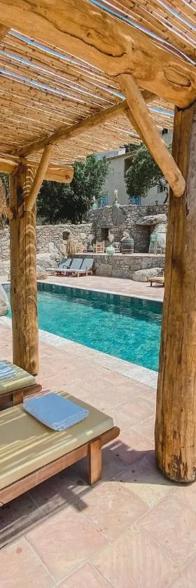 Résidence de Luxe 4 étoiles à Pietralba, 4 logements piscine chauffée BALAGNE，位于Pietralba的酒店