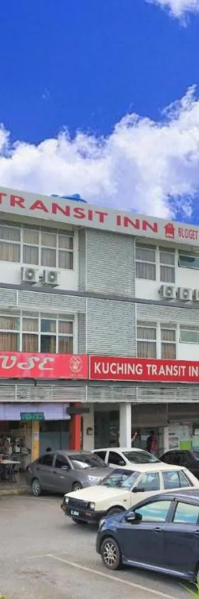 古晋特兰斯特旅馆，位于古晋的酒店