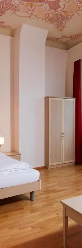 CMA Stift Ossiach，位于奥西阿赫的酒店