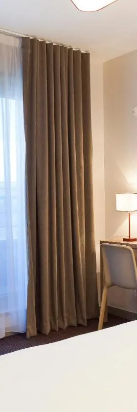 Nehô Suites Porte de Genève - Gare Annemasse，位于安纳马斯的酒店