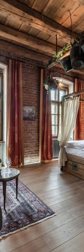 Hotel Mariánský Dvůr，位于乌赫尔堡的酒店