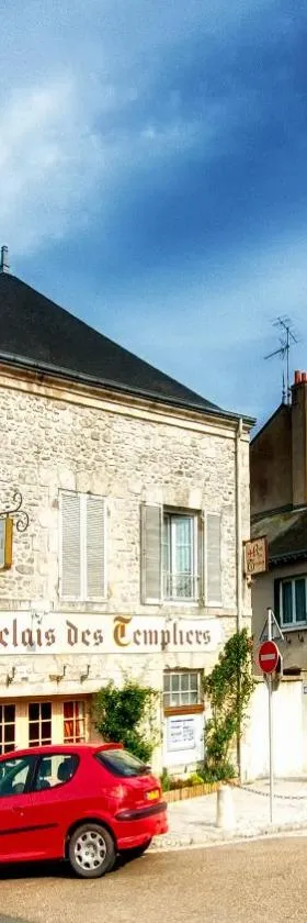 Le Relais Des Templiers，位于博让西的酒店