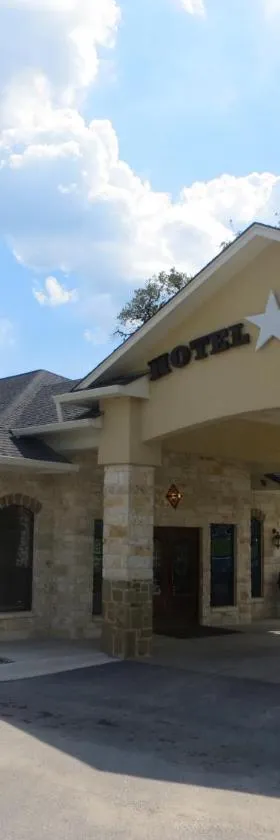 Hotel Texas Cuero，位于Cuero的酒店