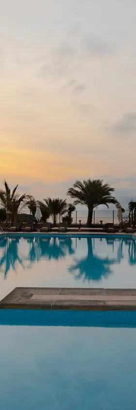 Pestana Tropico Ocean & City Hotel，位于普拉亚的酒店
