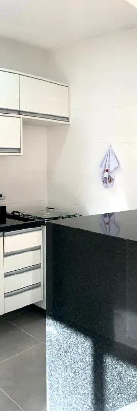 505 - Apartamento Lindo, amplo e decorado, mobiliario moderno, cozinha completa com utensílios , Excelente vista da cidade e localização privelegiada no bairro Bigorrilho proxímo de shopping e parques，位于库里提巴的酒店