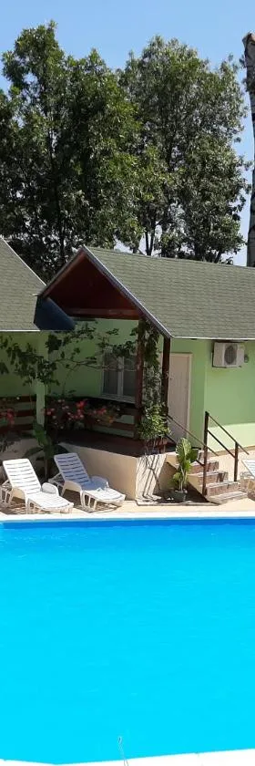 Pool and Villa Splav Dunavac，位于Futog的酒店