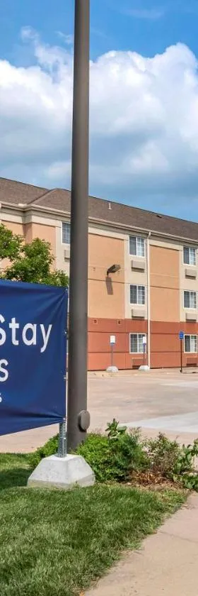 MainStay Suites Emporia，位于恩波里亚的酒店