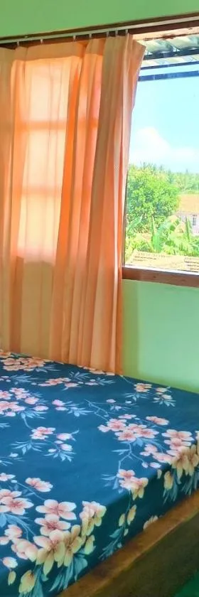 Kendang Kempul Hostel，位于Dadapan的酒店